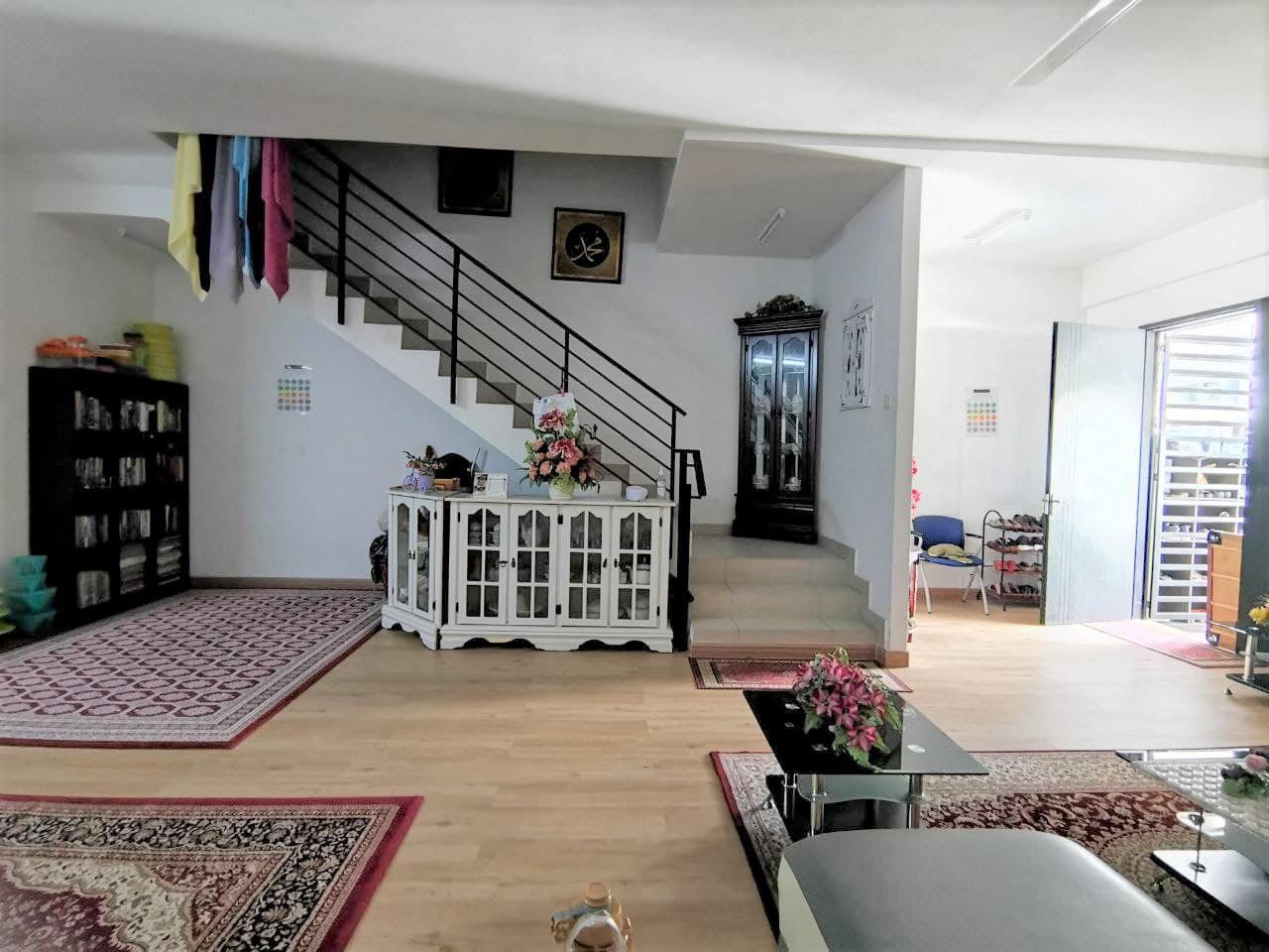 2 Storey Terrace Bangi Avenue FREEHOLD - photo 9