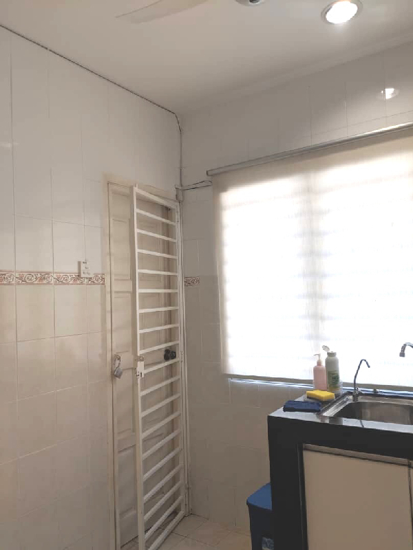 Spacious 3 Storey Fully Furnished Puncak Jalil - photo 12