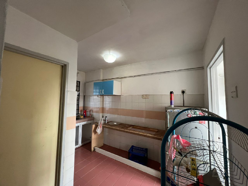 Partial Furnished Low Level Blok C Putra Damai Apartment Presint 11 Putrajaya - photo 8