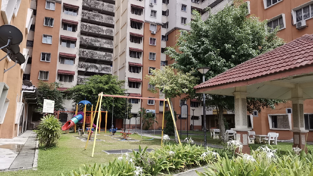 Partial Furnished Low Level Blok C Putra Damai Apartment Presint 11 Putrajaya - photo 10