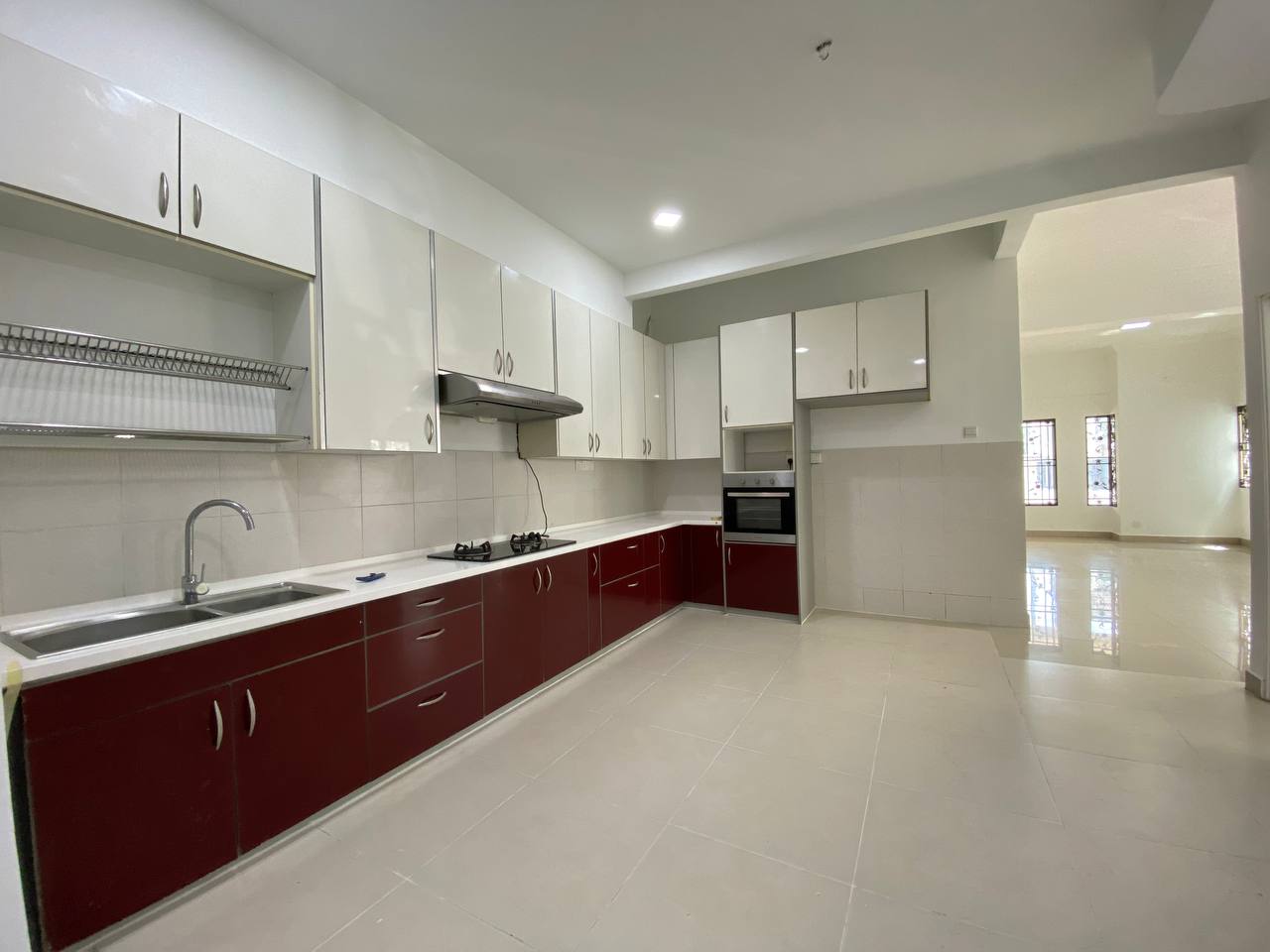 End Lot Double Storey Taman Sutera 3 Kajang - photo 10