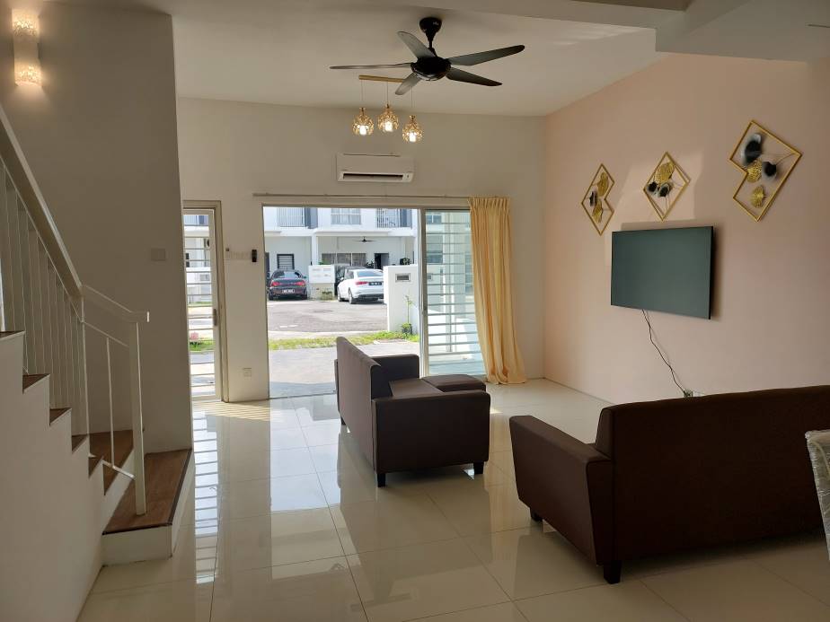 Casa Green Cybersouth Landed Double Storey - photo 3