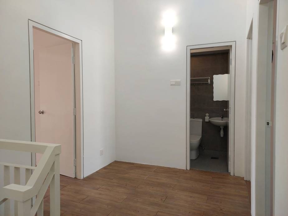Casa Green Cybersouth Landed Double Storey - photo 7