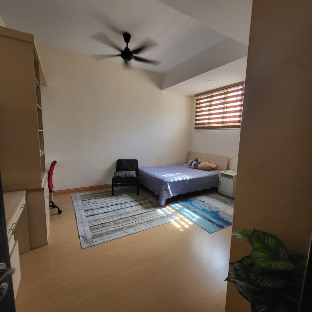 Fully Furnished Semi D 2 Half Storey Puncak Bangi - photo 3
