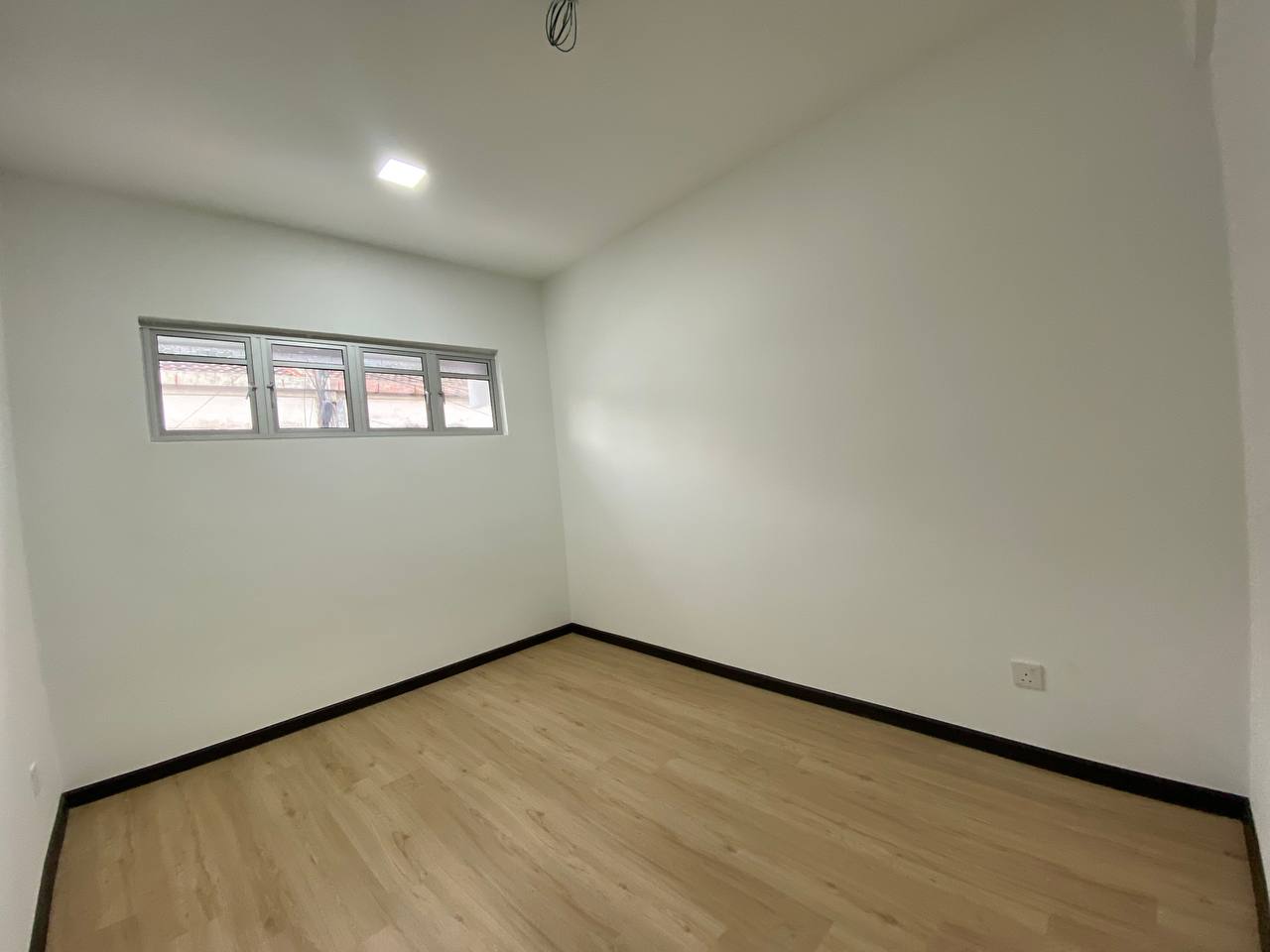 Fully Renovated Double Storey Teres Taman Asa Jaya - photo 9