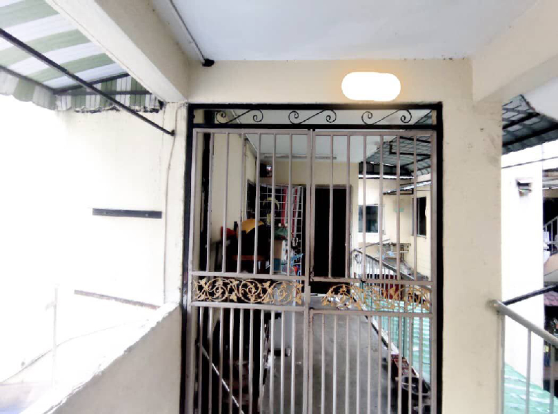 Tingkat 2 Flat Desa Pandan Kuala Lumpur Near Klcc - photo 2