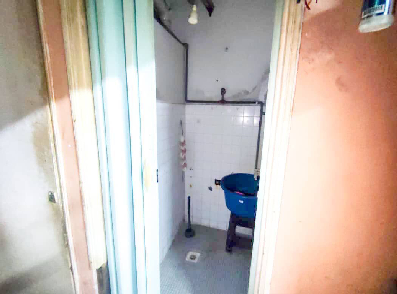 Tingkat 2 Flat Desa Pandan Kuala Lumpur Near Klcc - photo 8