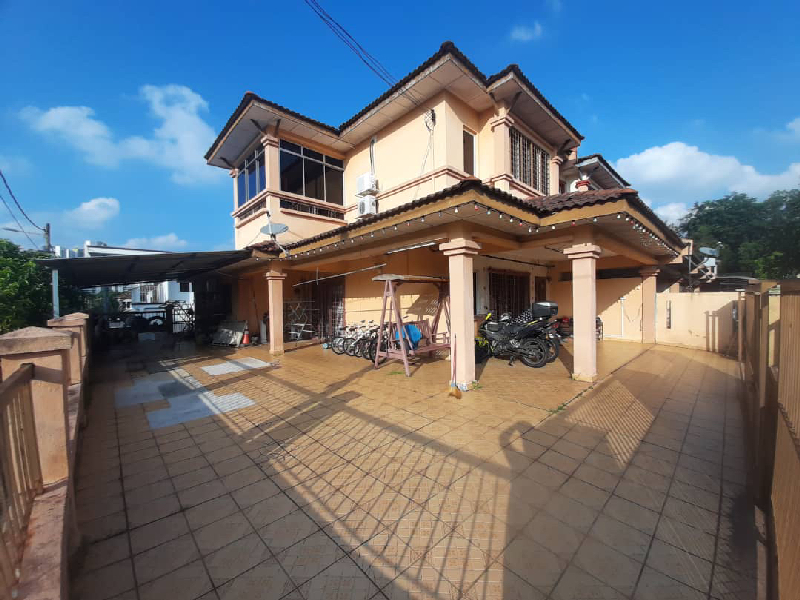 Corner Double Storey Taman Prima Saujana Kajang - photo 4