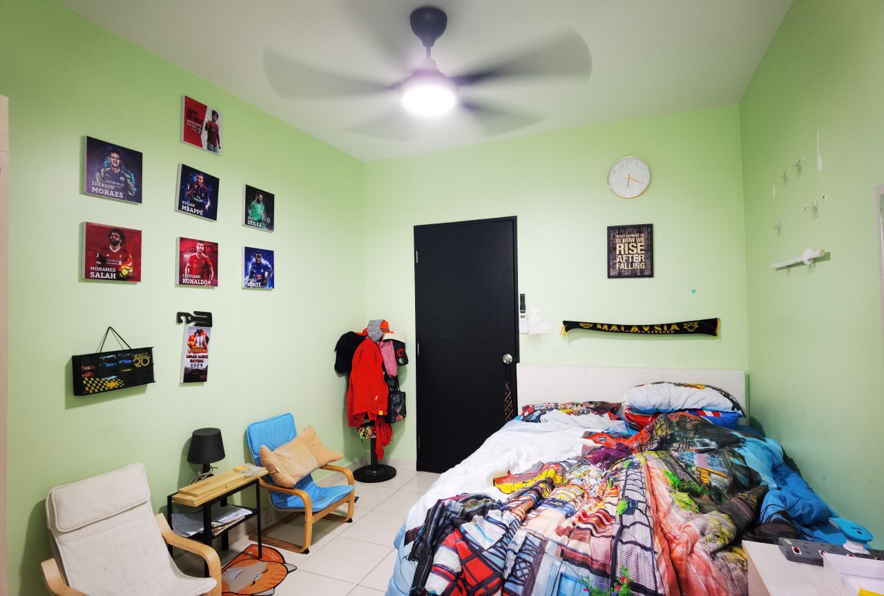 Fully Renovated 3 Storey House Bangi Avenue - photo 9