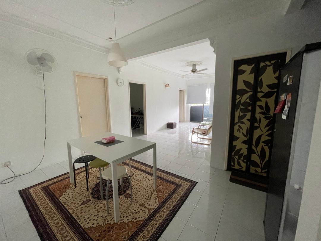 Apartment Putra Indah Seri Kembangan Selangor - photo 13