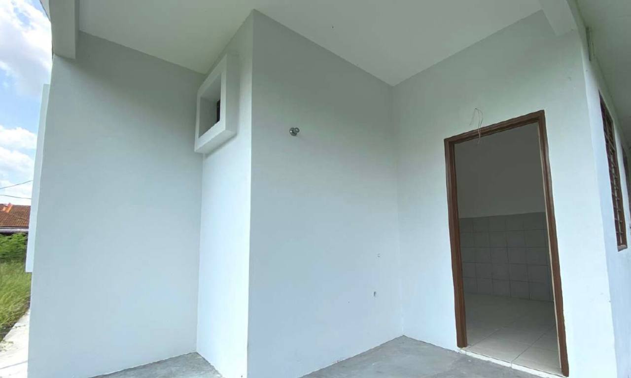 Teres Setingkat Taman Tanjong Minyak Melaka - photo 12