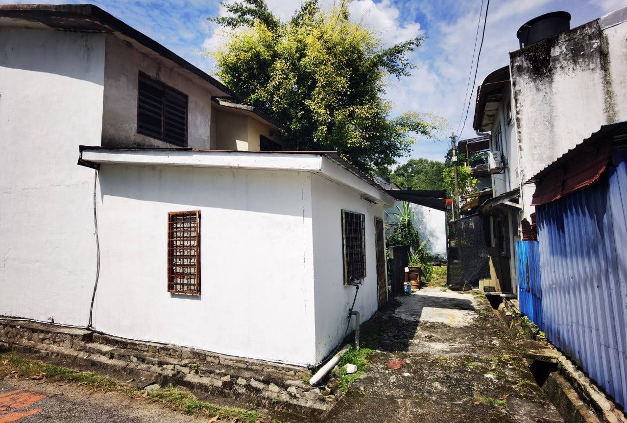 Renovated Endlot Teres 2 Sty Taman Rawang Perdana - photo 4
