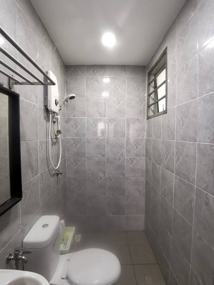Fully Furnished Pangsapuri Putra Bandar Seri Putra - photo 2
