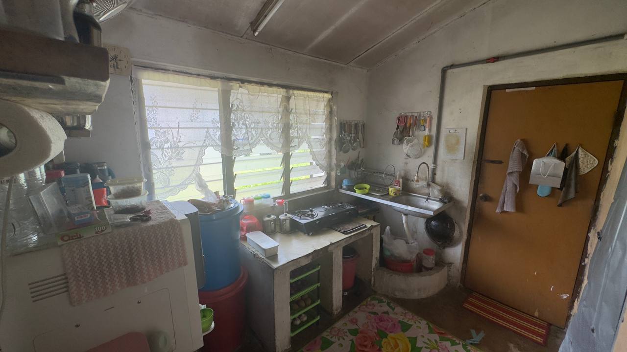 Teres Setingkat Taman Perumahan Batu 30 Ulu Yam - photo 4