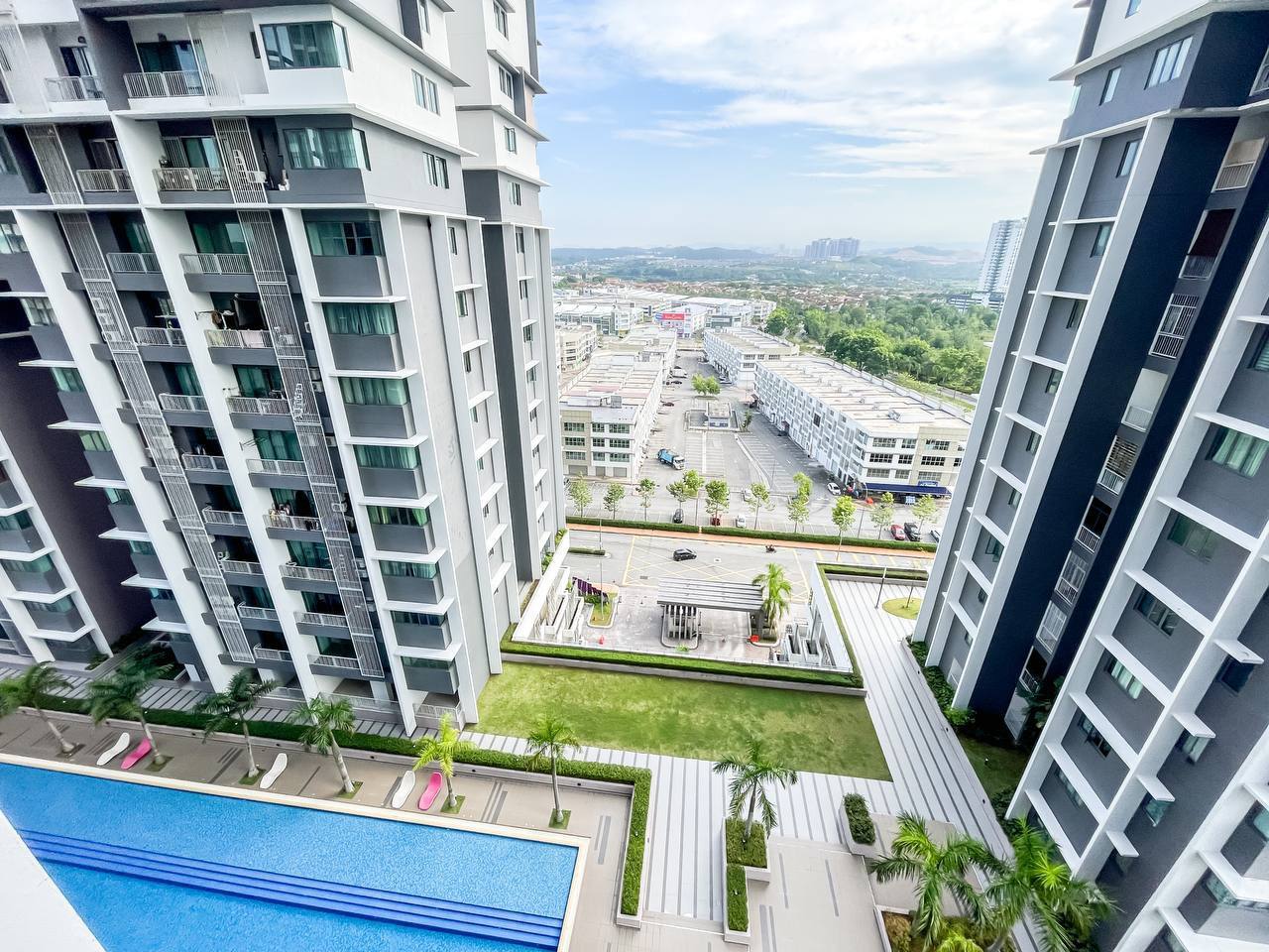 Fully Furnished Almyra Residence Bangi - photo 9