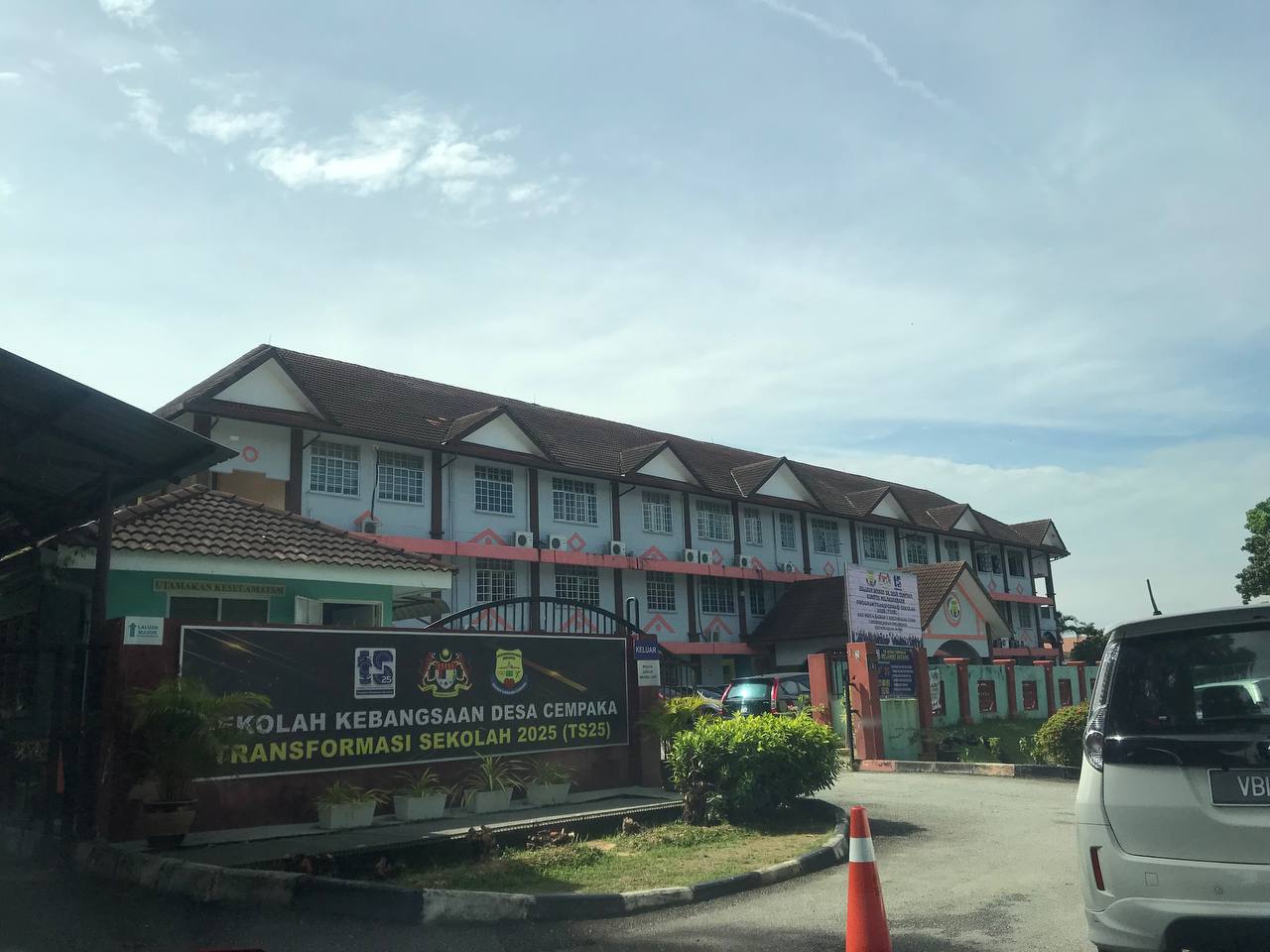 Freehold Flat Cempaka 4 Taman Desa Cempaka Bandar Baru Nilai N9 - photo 13