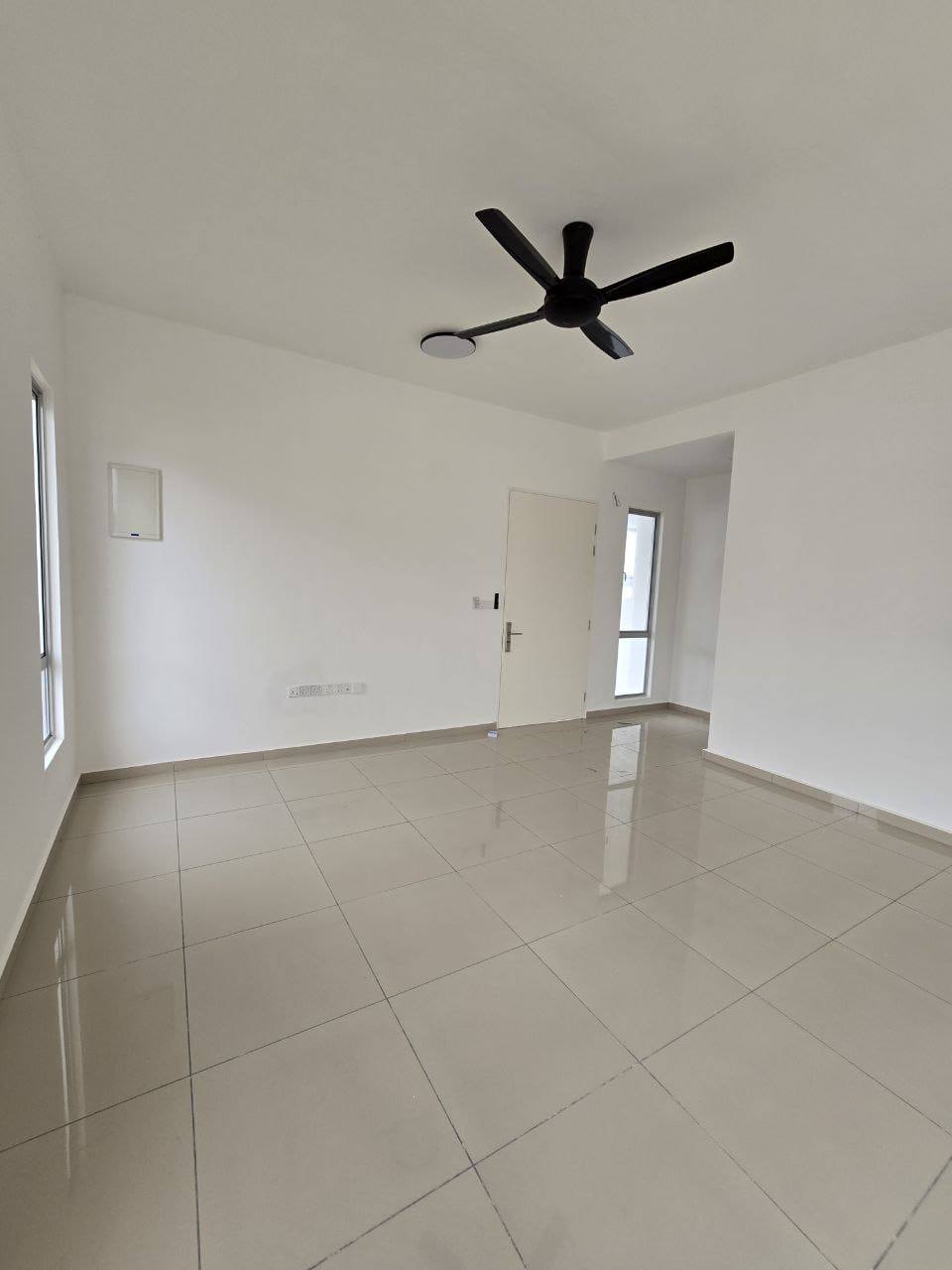 Corner Lot Teres 2 Tingkat Tiara Sendayan 13B2 - photo 13
