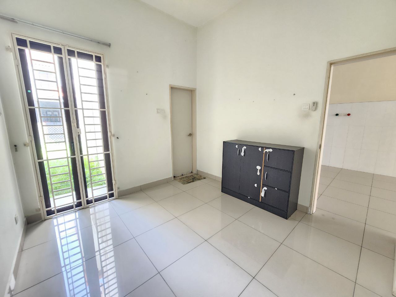 Spacious Double Storey Terrace Alam Sari Bangi - photo 4