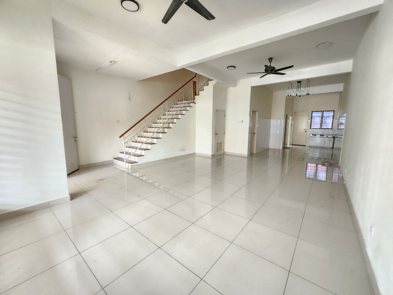 Spacious Double Storey Terrace Alam Sari Bangi - photo 6