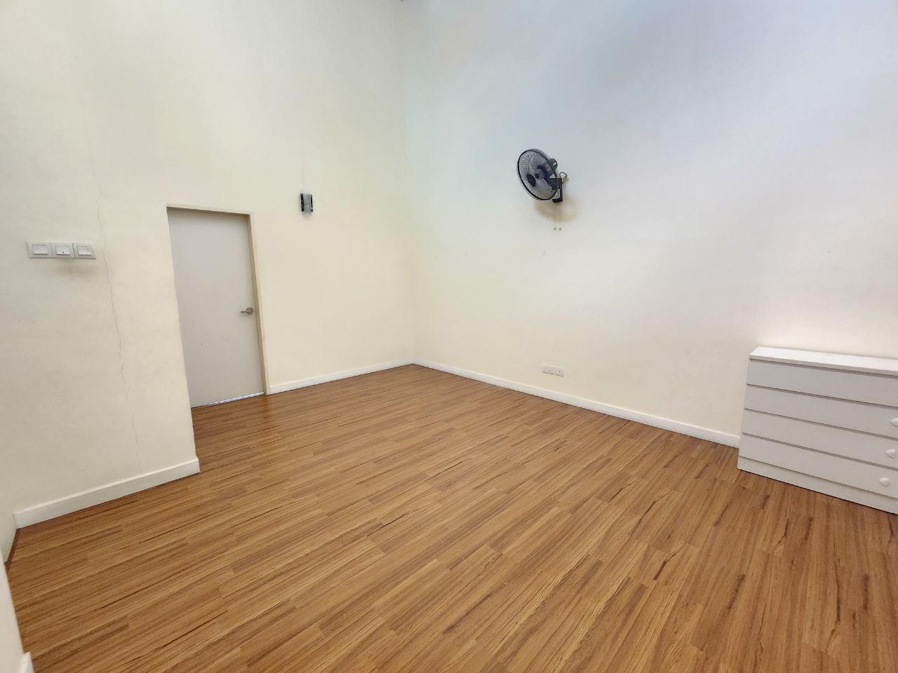 Spacious Double Storey Terrace Alam Sari Bangi - photo 10