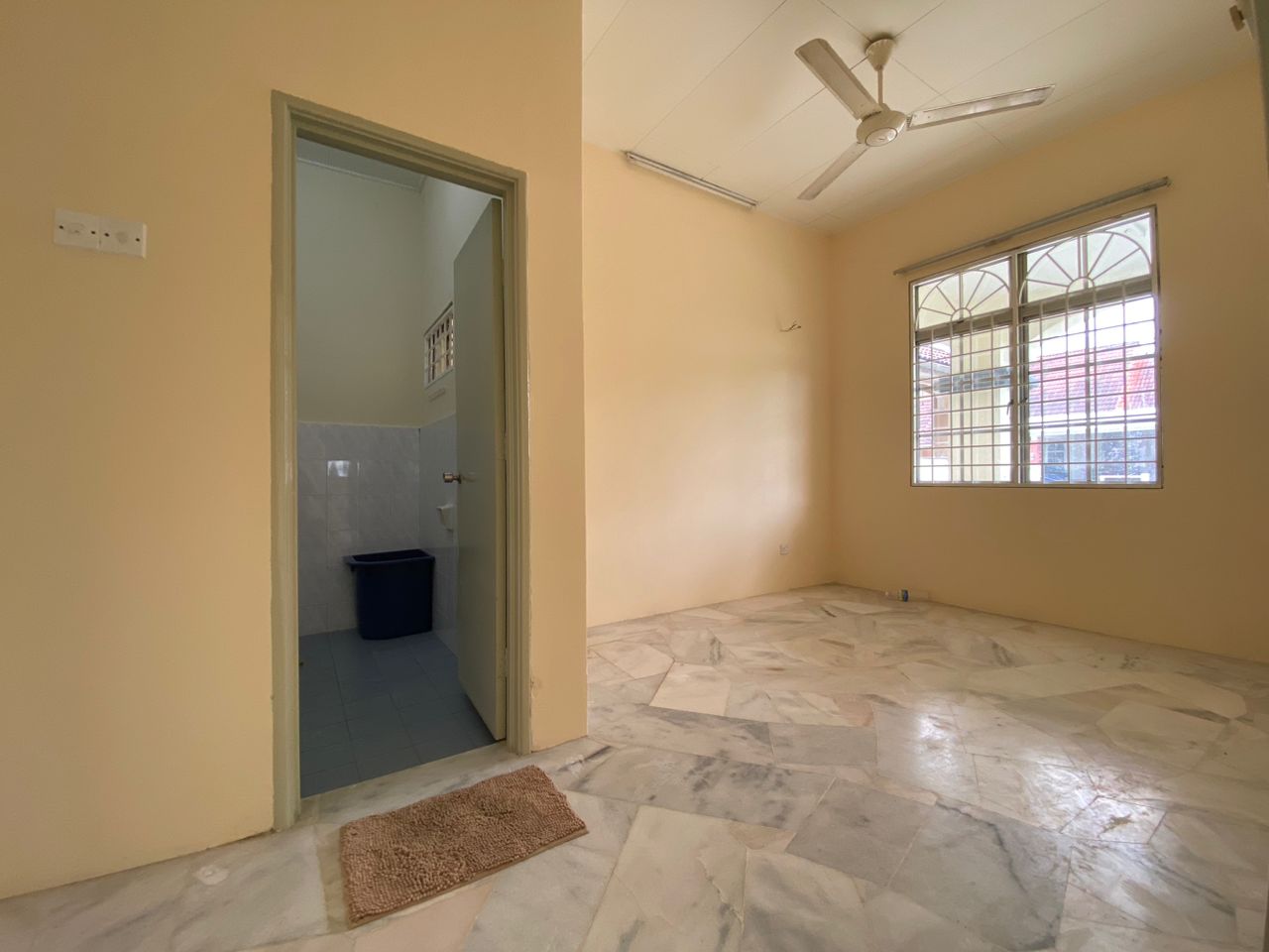Corner Semi D Single Storey Pantai Sepang Putra - photo 11