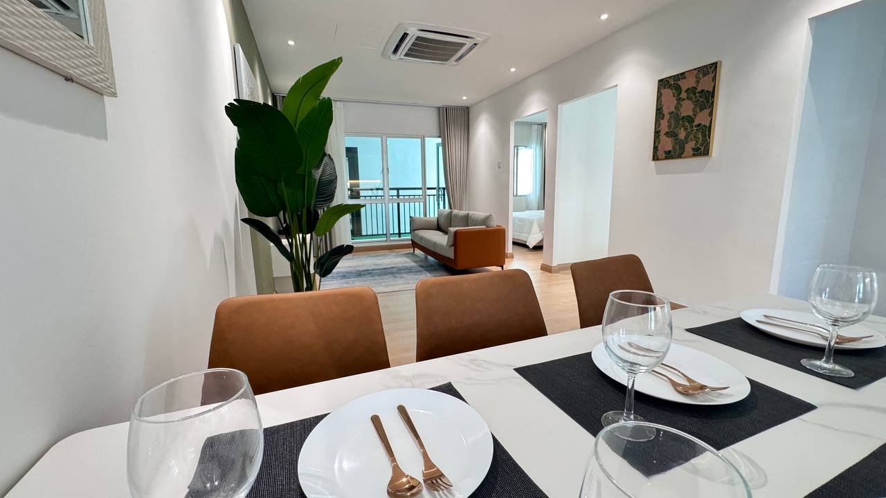 Freehold Apartment B ...
