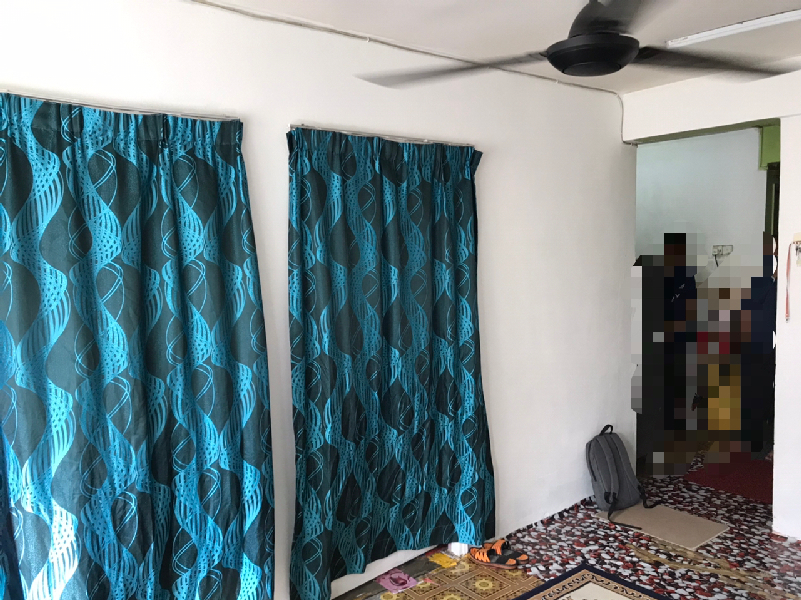 Freehold Flat Cempaka 4 Taman Desa Cempaka Bandar Baru Nilai N9 - photo 2