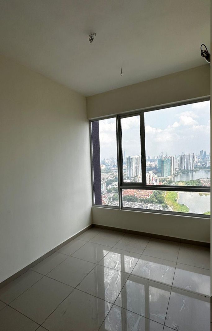 Laman Sari Brand New Partially Furnished Unit - photo 3