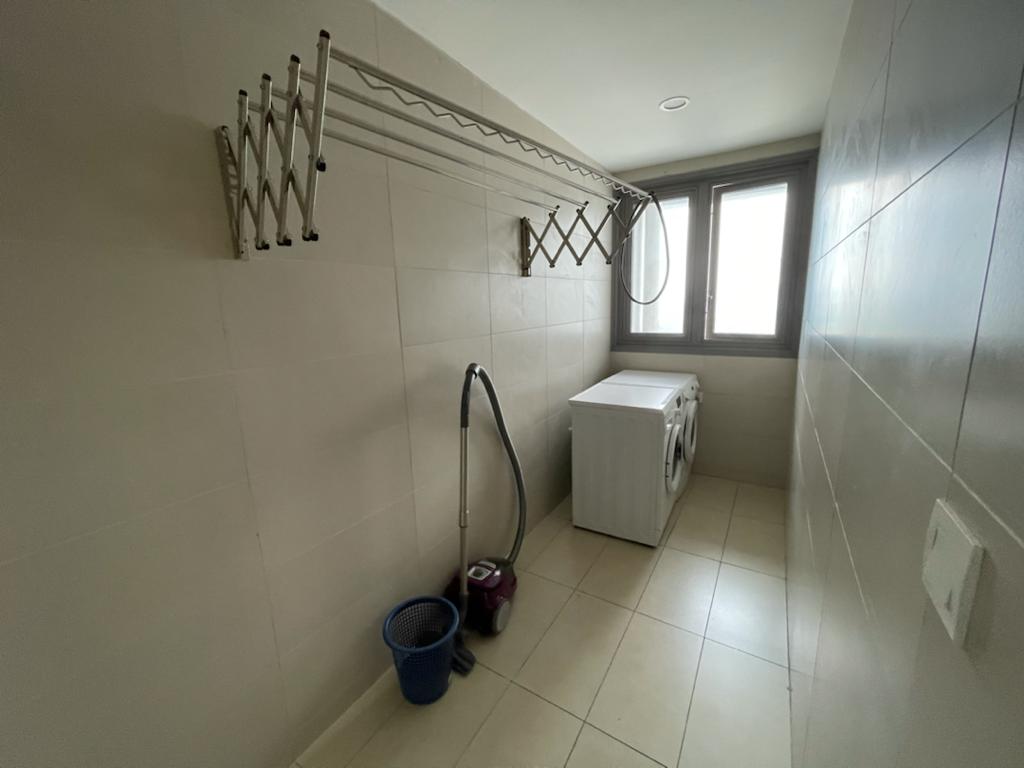 two bedroom - photo 4