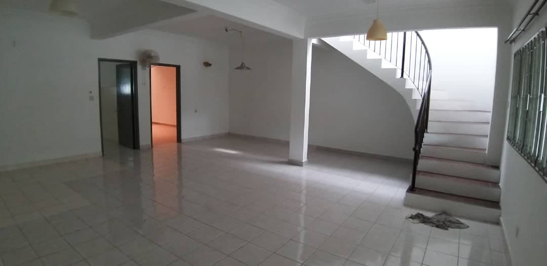 Double Storey Intermediate Terrace Seksyen 6 Wangs - photo 4