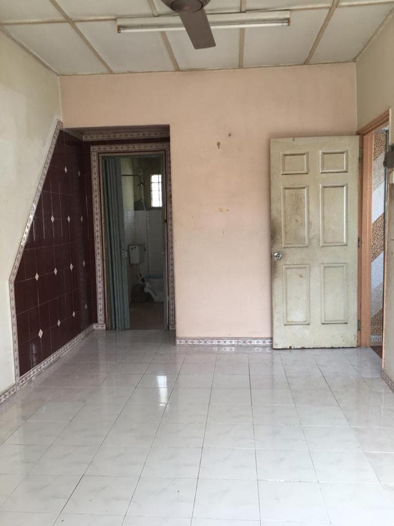 Double Storey Terrace EndLot Gombak - photo 2