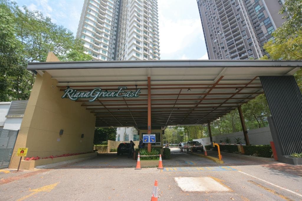 Riana Green East Condominium - photo 8