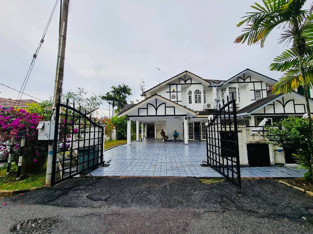 Double Storey Corner Lot Wangsa Melawati - photo 1