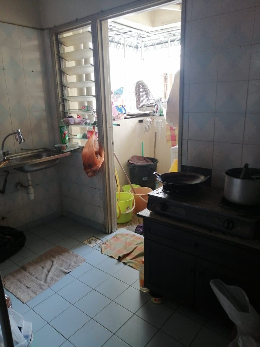 Mawar Sari Apartment - photo 4