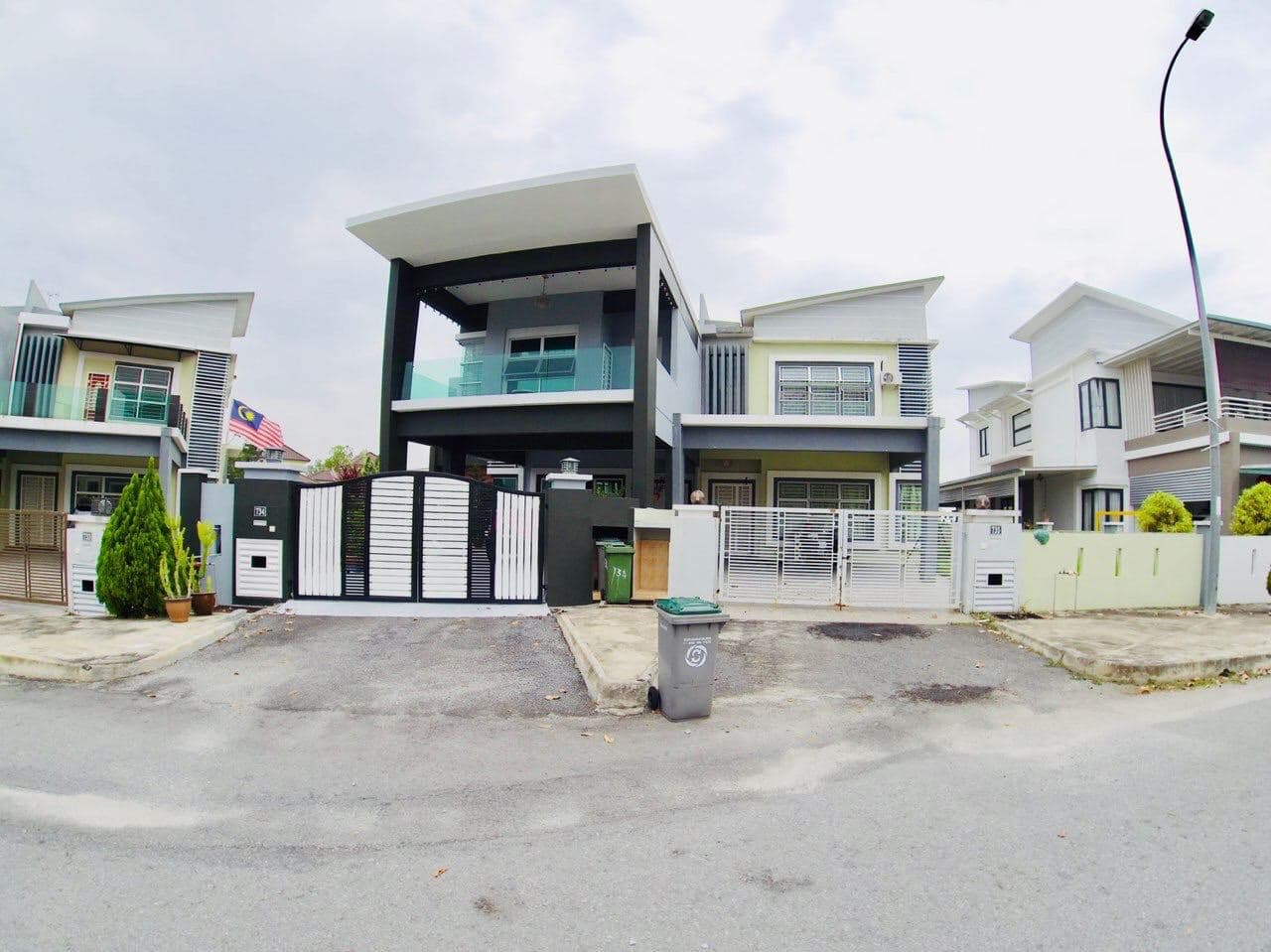 Double Storey Semi D Warisan Puteri - photo 1
