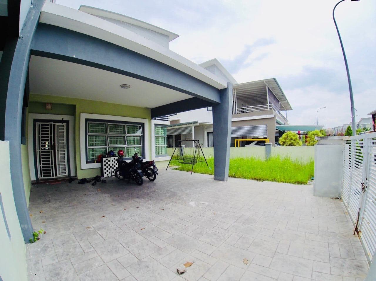 Double Storey Semi D Warisan Puteri - photo 2