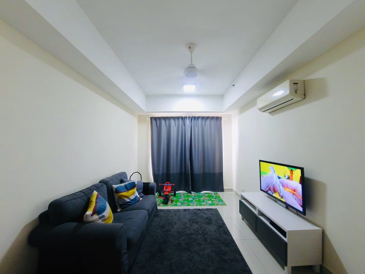 Suria Jelutong Condominium - photo 1