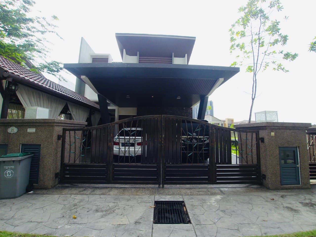 Double Storey Bungalow Nilai Spring Height - photo 1