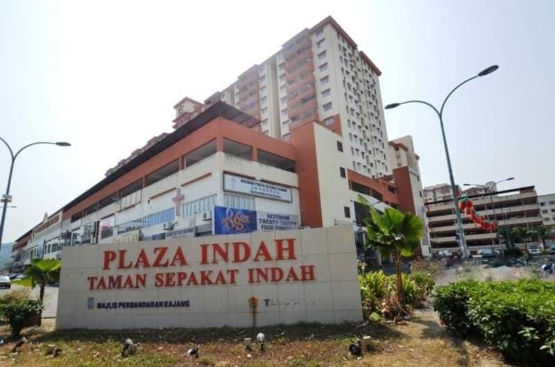 Apartment Plaza Indah - photo 3