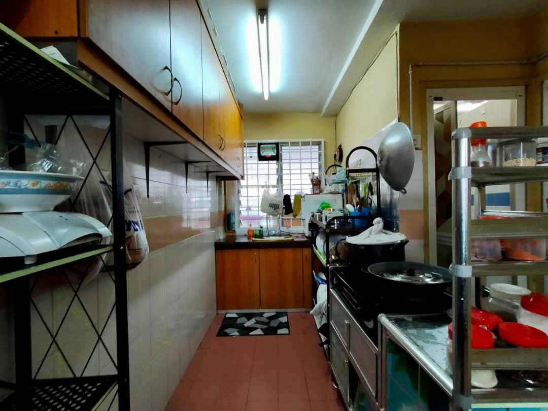 Apartment Putra Damai - photo 11