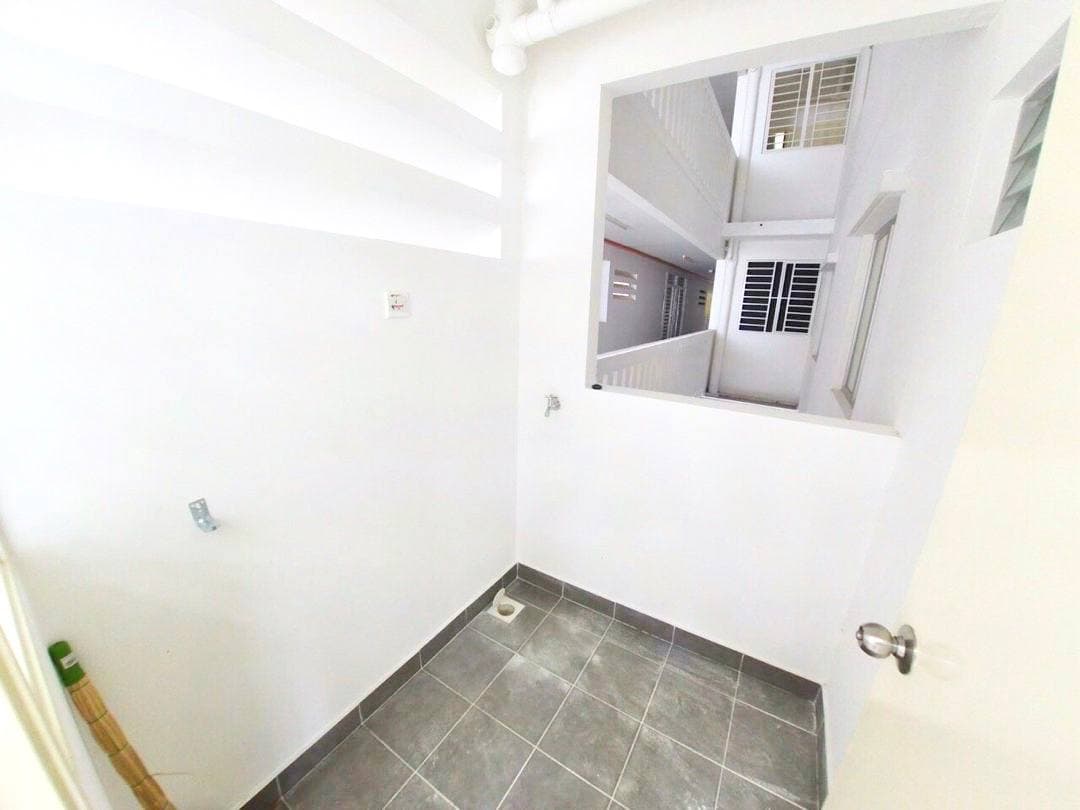 Pangsapuri Camellia - photo 8