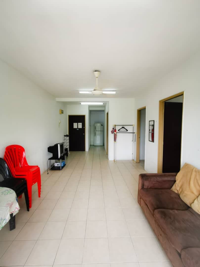 Apartment Pusat Komersil Seksyen 7 - photo 6