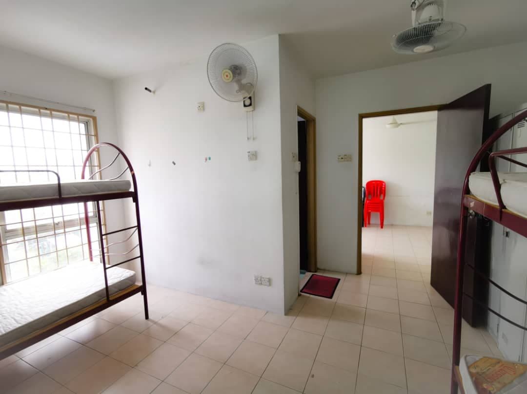Apartment Pusat Komersil Seksyen 7 - photo 8