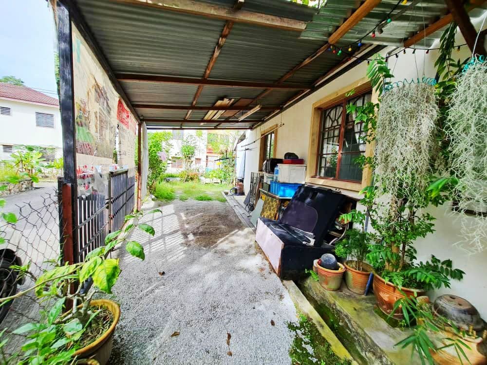 Double Storey Jalan Kemboja Taman Bukit Sentosa - photo 4