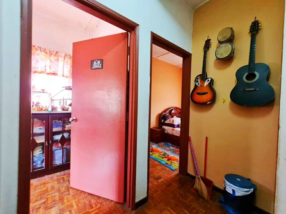 Double Storey Jalan Kemboja Taman Bukit Sentosa - photo 9