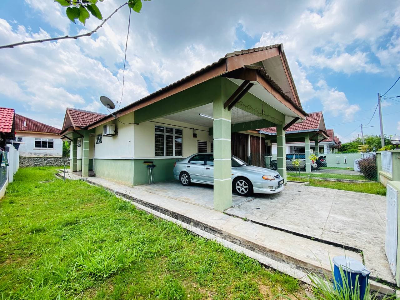 Single Storey Semi D House Taman Desa Sinar Salak - photo 4