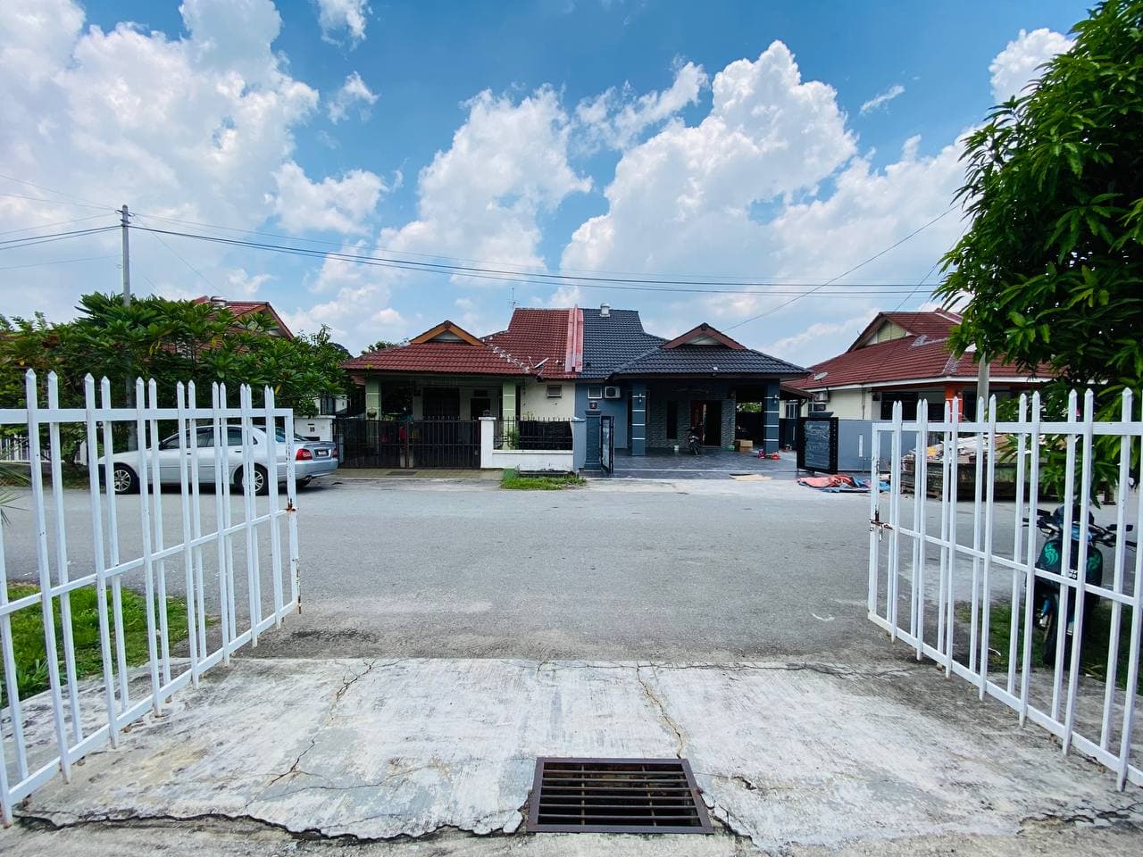 Single Storey Semi D House Taman Desa Sinar Salak - photo 5