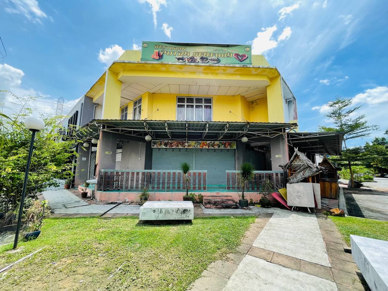 Corner Shop Lot Putra Mahkota - photo 1
