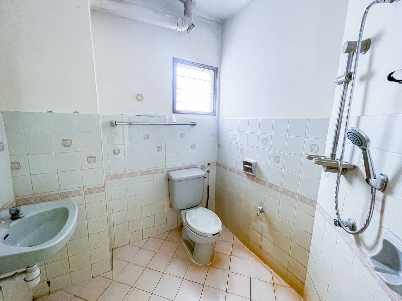 Menara Alpha Condominium - photo 7