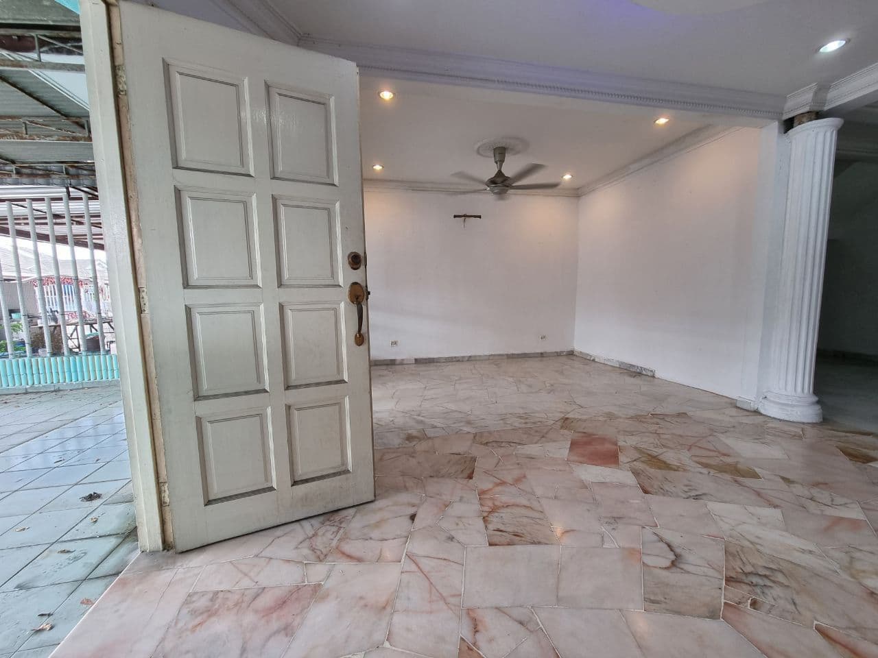 Double Storey Terrace House Taman Seri Sementa - photo 4